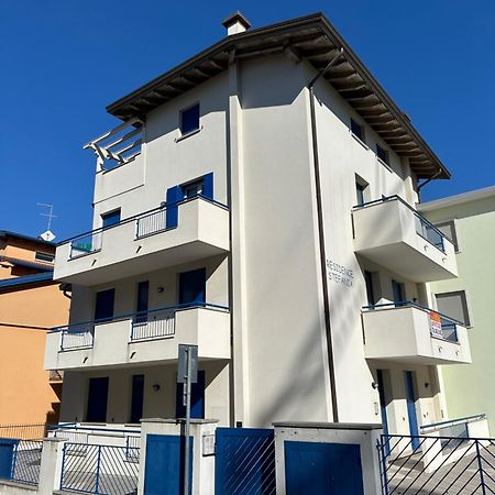 קאורלה Residence Stefania Appartamenti Piano Terra - Agenzia Cocal מראה חיצוני תמונה