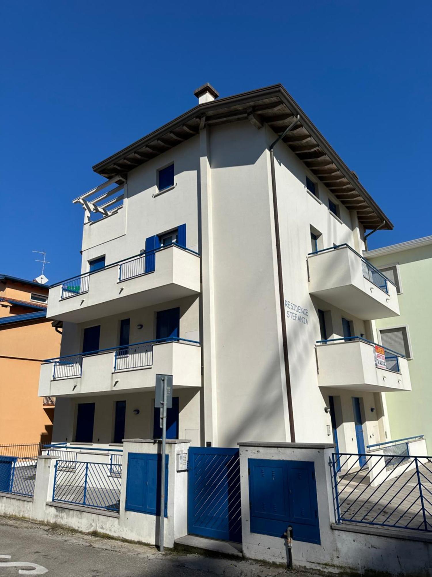 קאורלה Residence Stefania Appartamenti Piano Terra - Agenzia Cocal מראה חיצוני תמונה