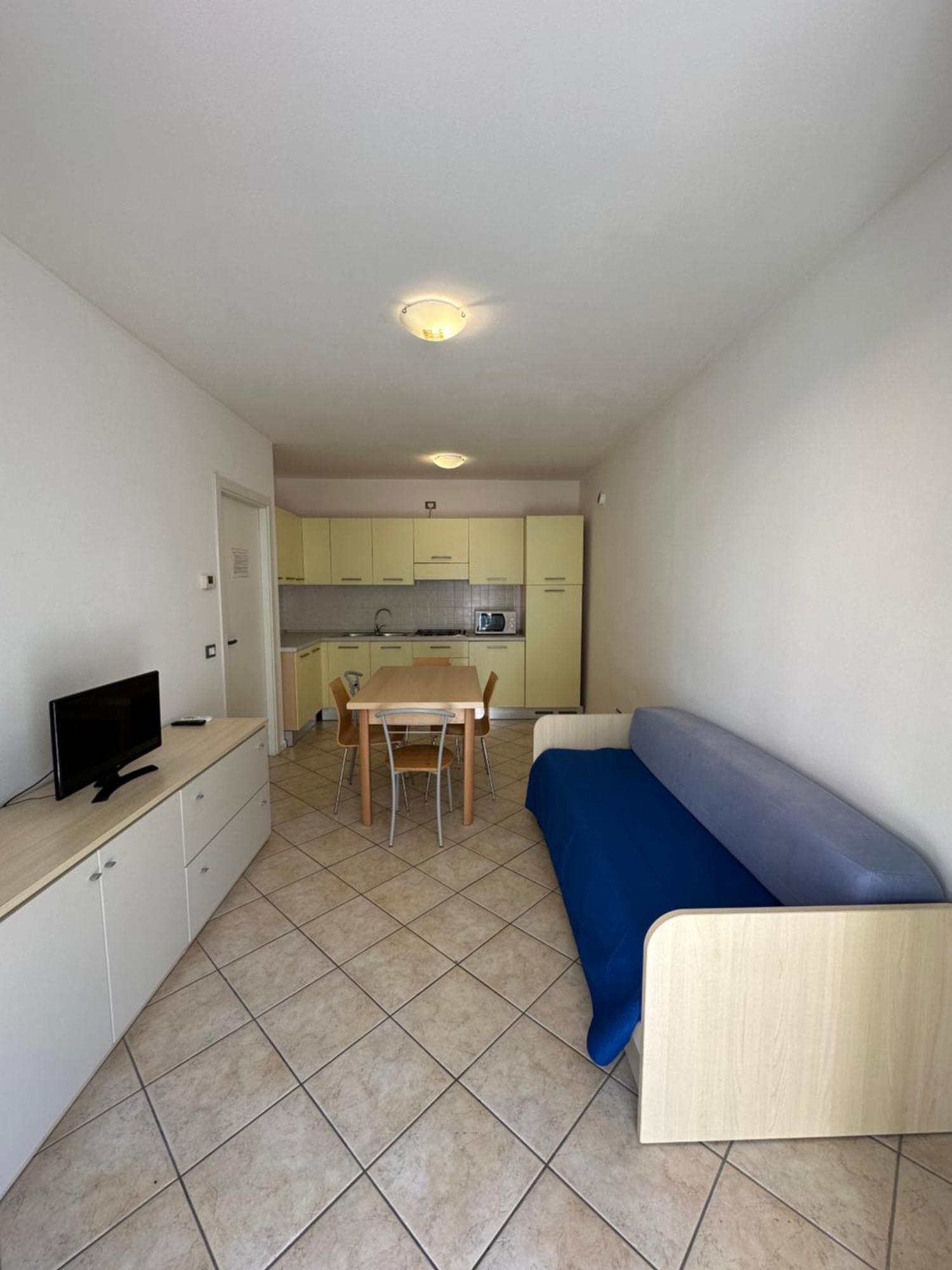 קאורלה Residence Stefania Appartamenti Piano Terra - Agenzia Cocal מראה חיצוני תמונה